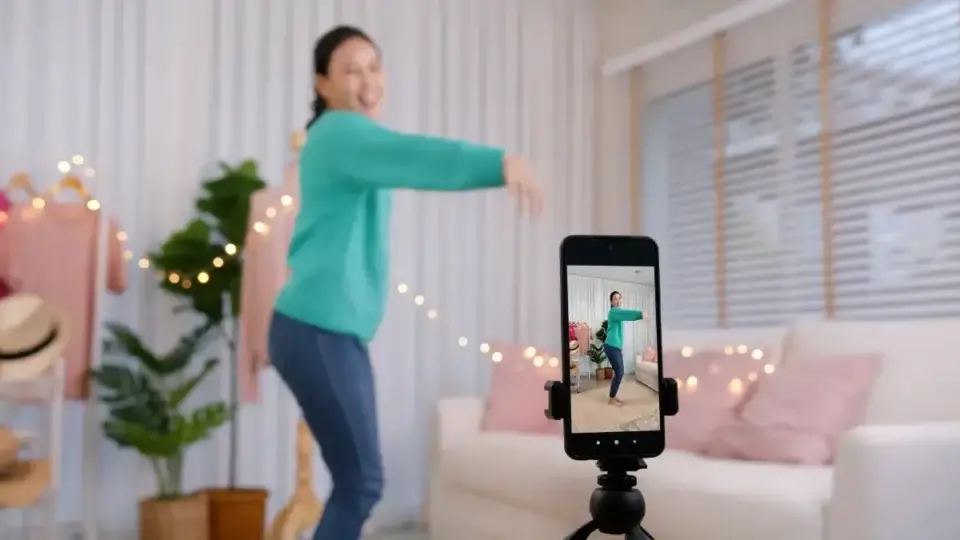 digital marketing agency content creator producing viral videos.
